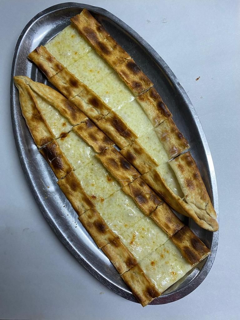 Kaşarlı Pide
