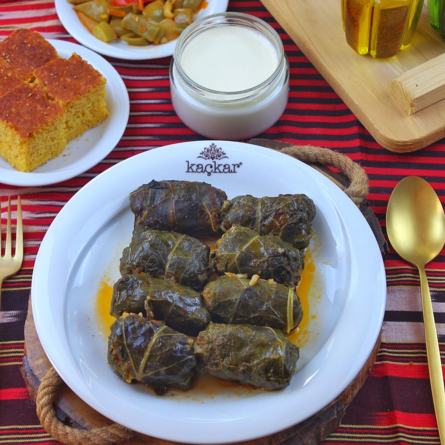 Karalahana Sarması