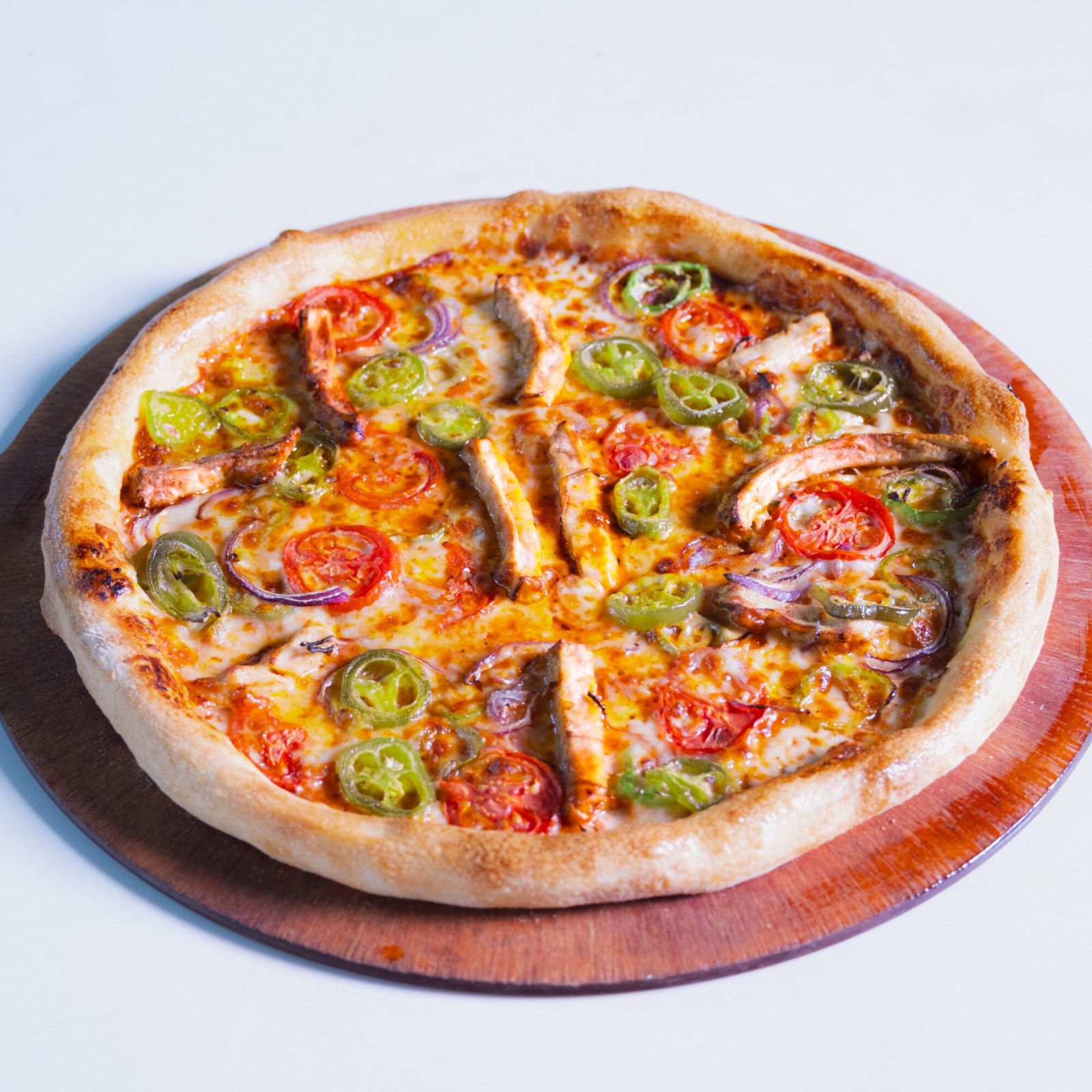 Acılı Tavuk Pizza (Büyük Boy)