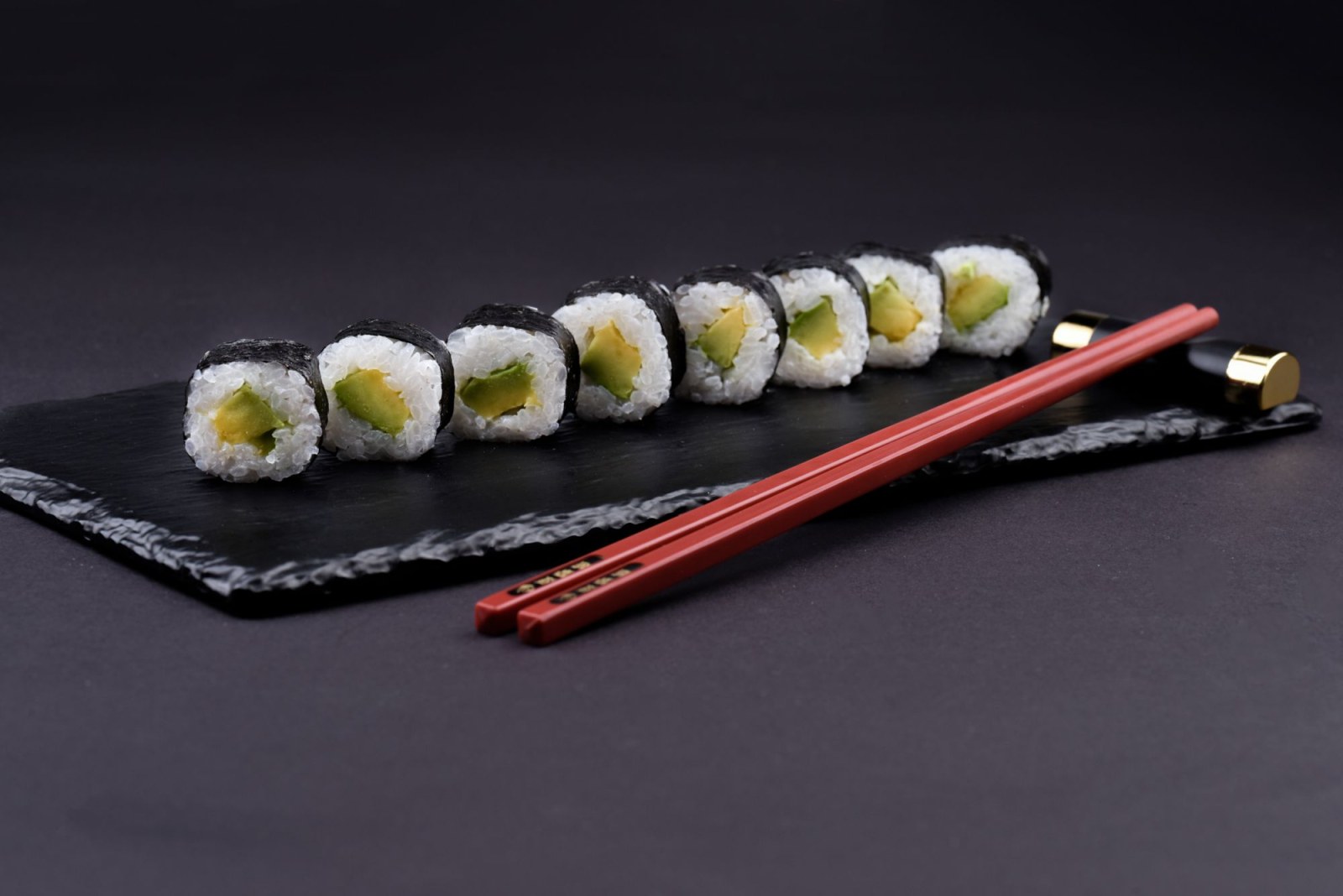 Avokado Maki (8 pcs)