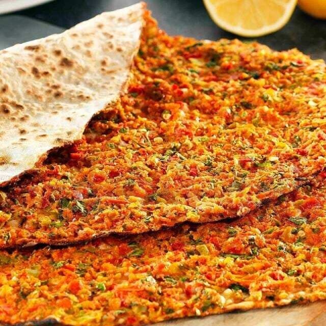 Lahmacun Kaşarlı Dürüm