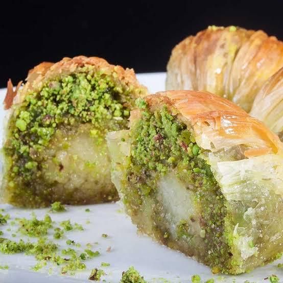 Midye Baklava Fıstıklı (500 gr)