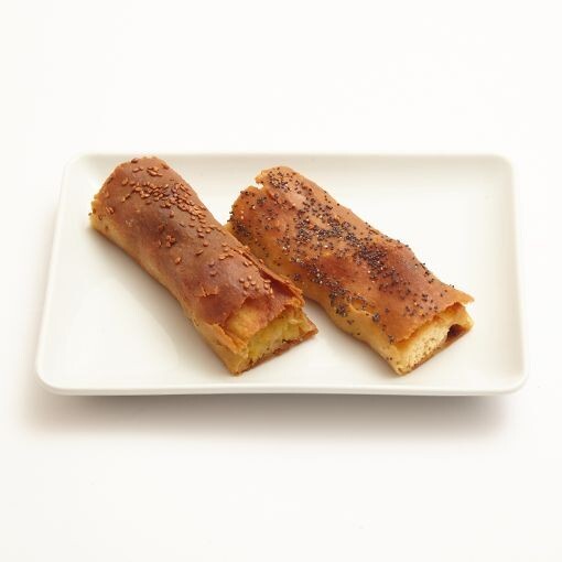 Patatesli Siyez Böreği (250 gr) & Coca-Cola (33 cl.)
