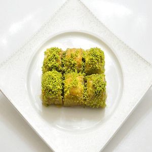 Özel Fıstıklı Baklava (Tepsi)