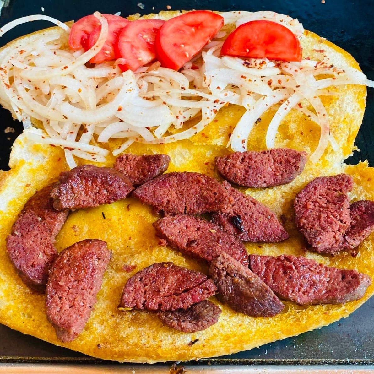Sucuk Ekmek