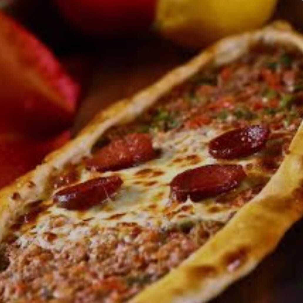 Karışık Pide + 330 ml Coca-cola