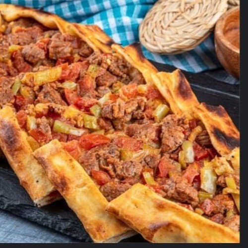 Kuşbaşılı Pide