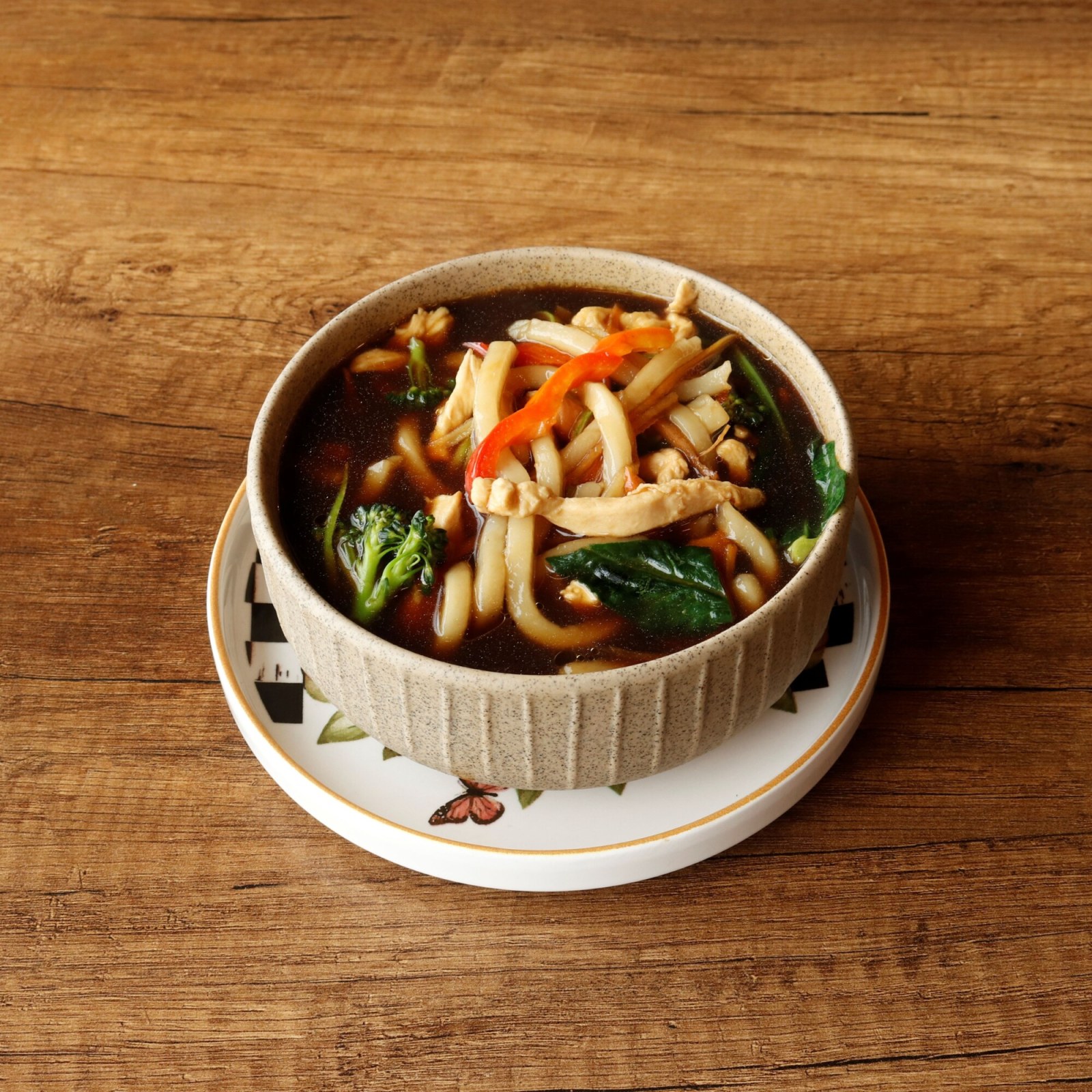 Emmi'nin Muhteşem Special Tavuklu Udon Çorbası