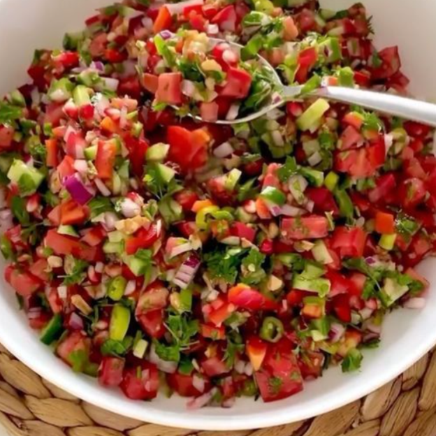 Gavurdağı Salatası