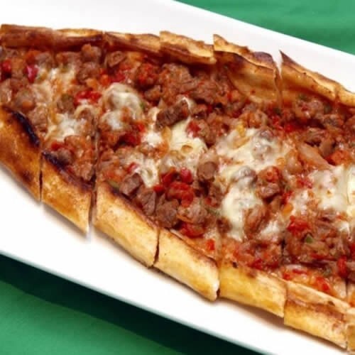 Kuşbaşı Kaşar pide