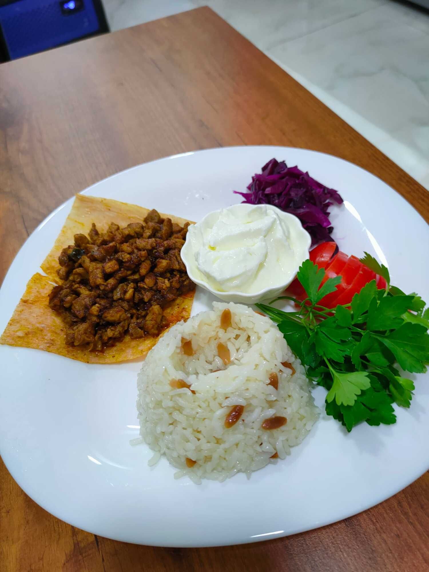Pilav Üstü Et Tantuni