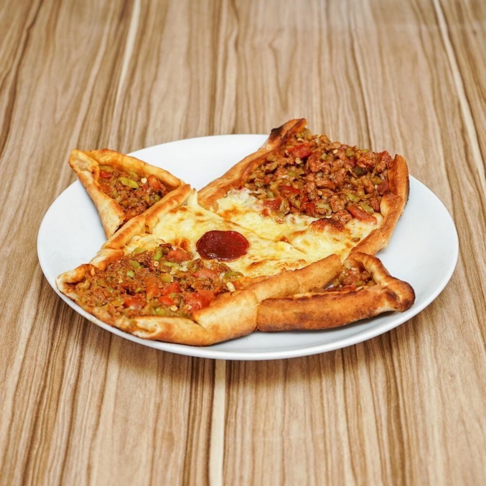 Karışık Pide