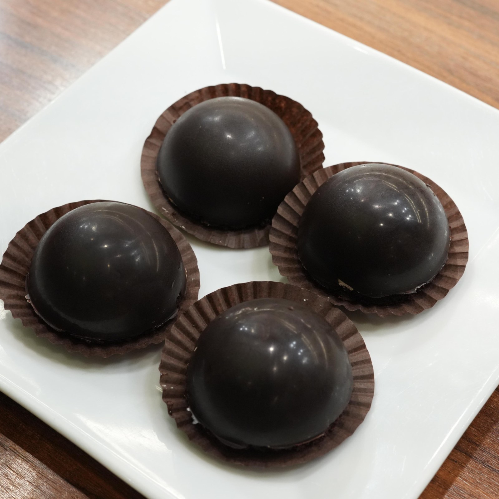 Fıstıklı Akışkan Çikolatalı Şelale (500 Gr)