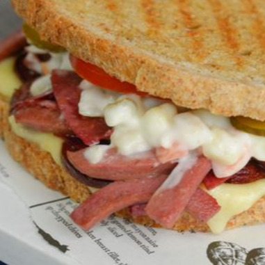 Ayvalık Tost