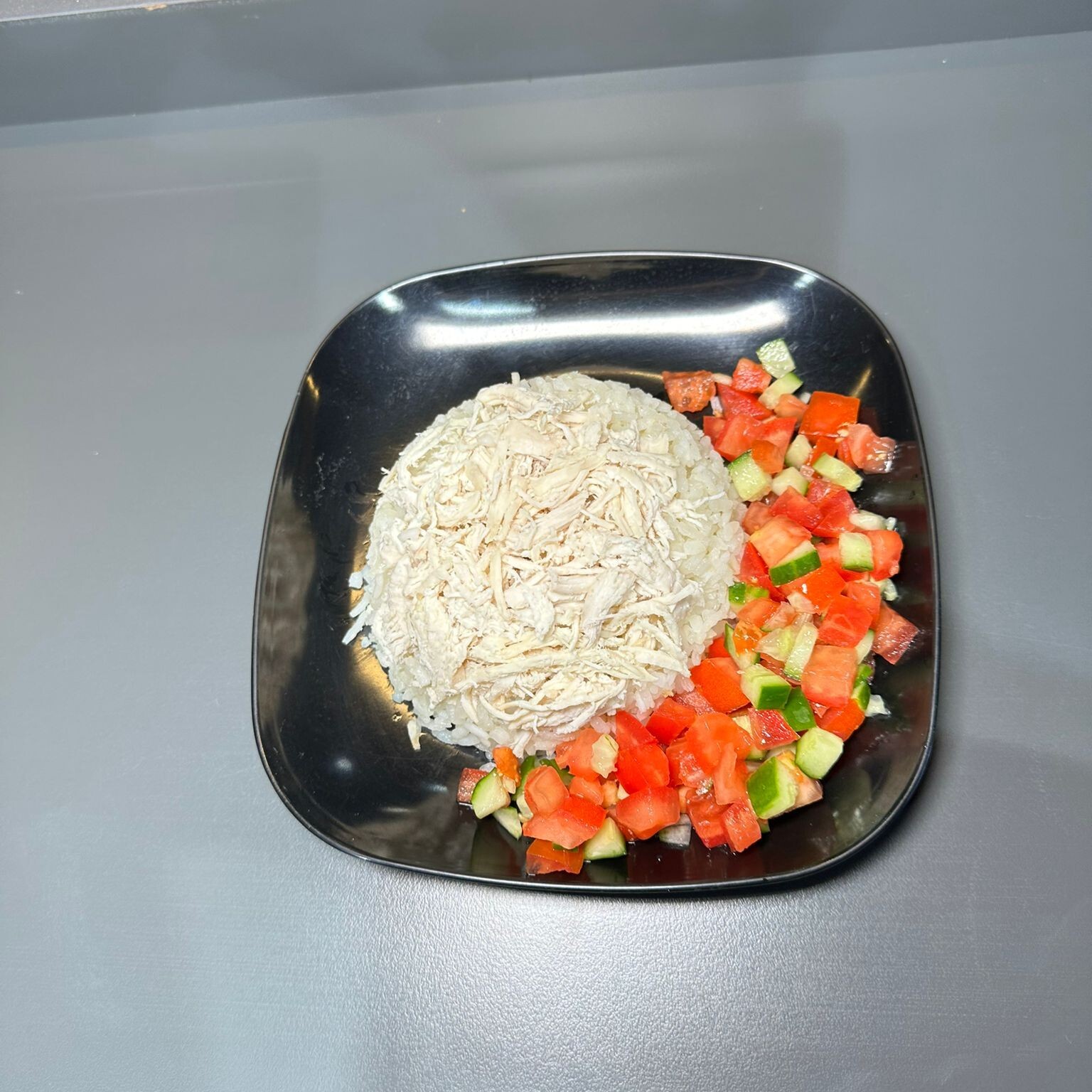 Tavuklu Salatalı Pilav