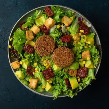 Fried Falafel / Kızarmış Falafel Salata