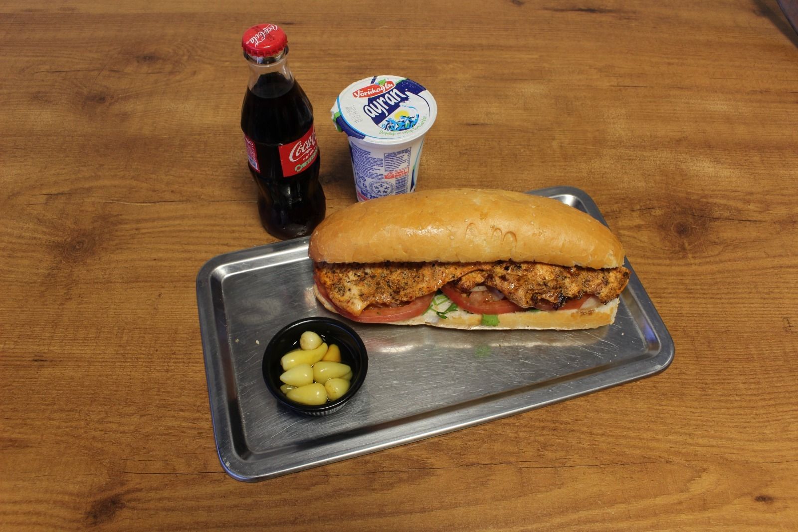 Ekmek Arası Tavuk Bonfile Menü