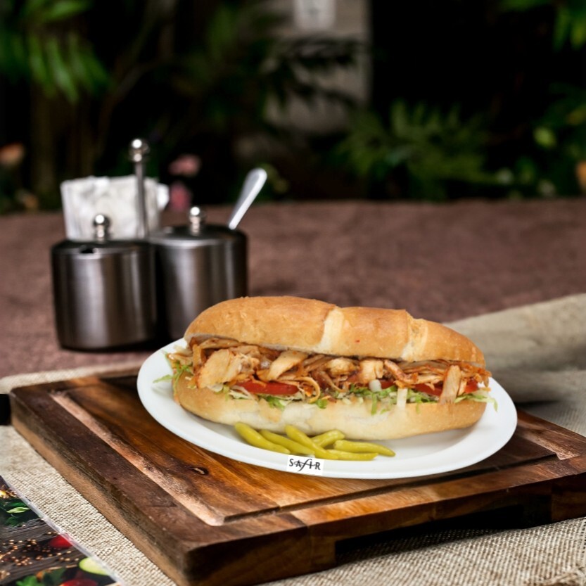 Ekmek Arası Tavuk Döner
