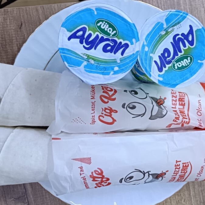 Öğrenci Çiğ Köfte Dürüm Menü (2 AD DÜRÜM 80 GR,2 AD AYRAN)