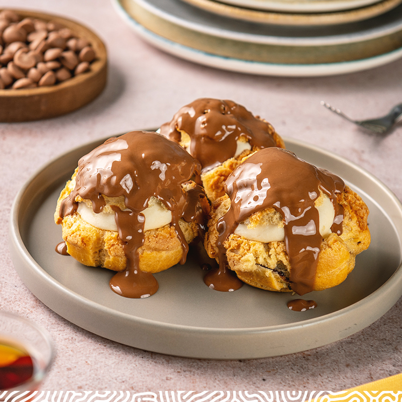 Gönülçelen Çikolatalı ( Cream Puff)