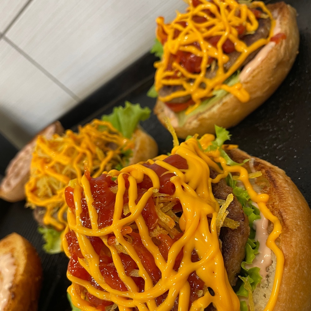 Cheese Burger & Özel Patates Kızartması