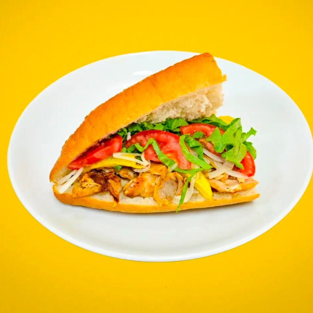 Ekmek Arası Soslu Tavuk