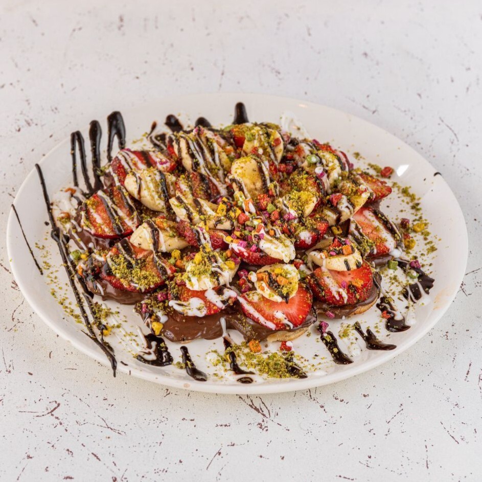 23 Cm Çiçek Waffle ( Seçeceğiniz Malzemeler İle )