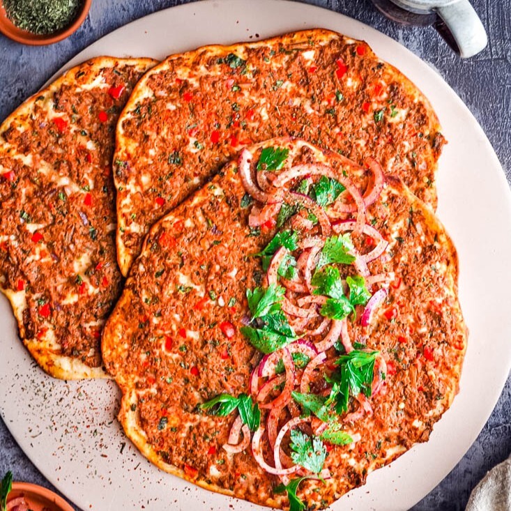 1 Porsiyon Lahmacun 3 Adet