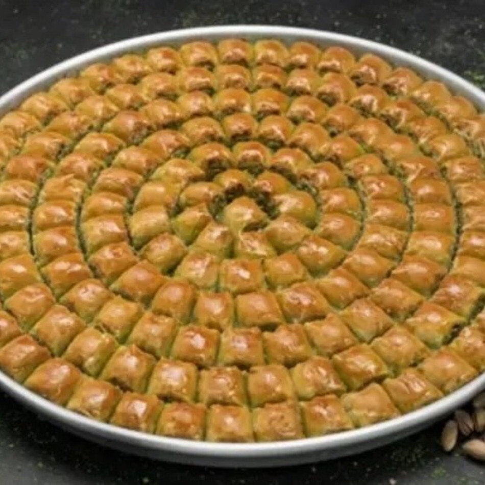 Fıstıklı Özel Baklava