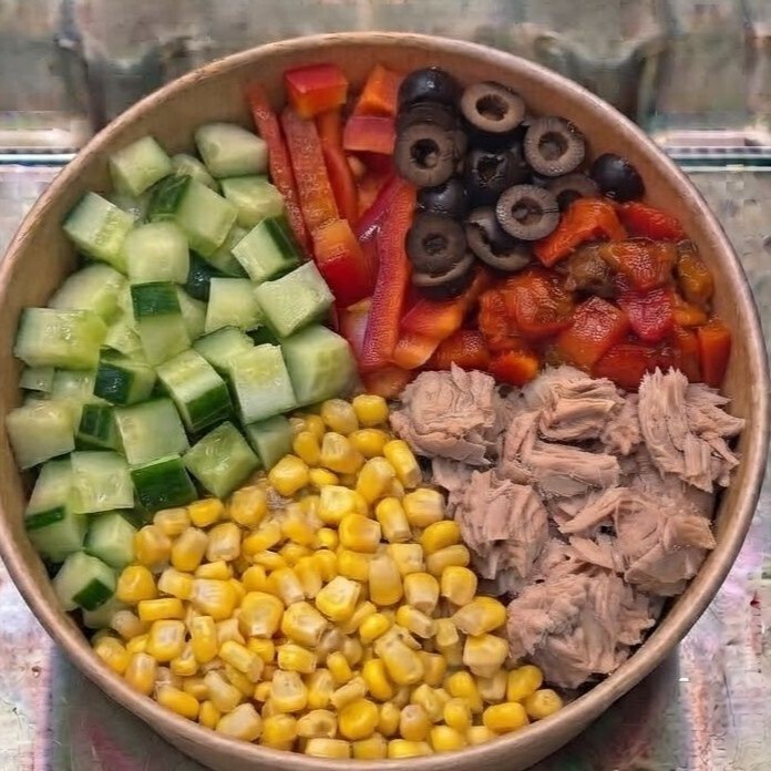 Ton Balıklı Salata (1,5 porsiyon)