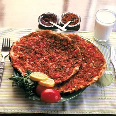 Ceviz Lahmacun