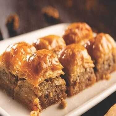 Özel Baklava Cevizli (1 Kg)