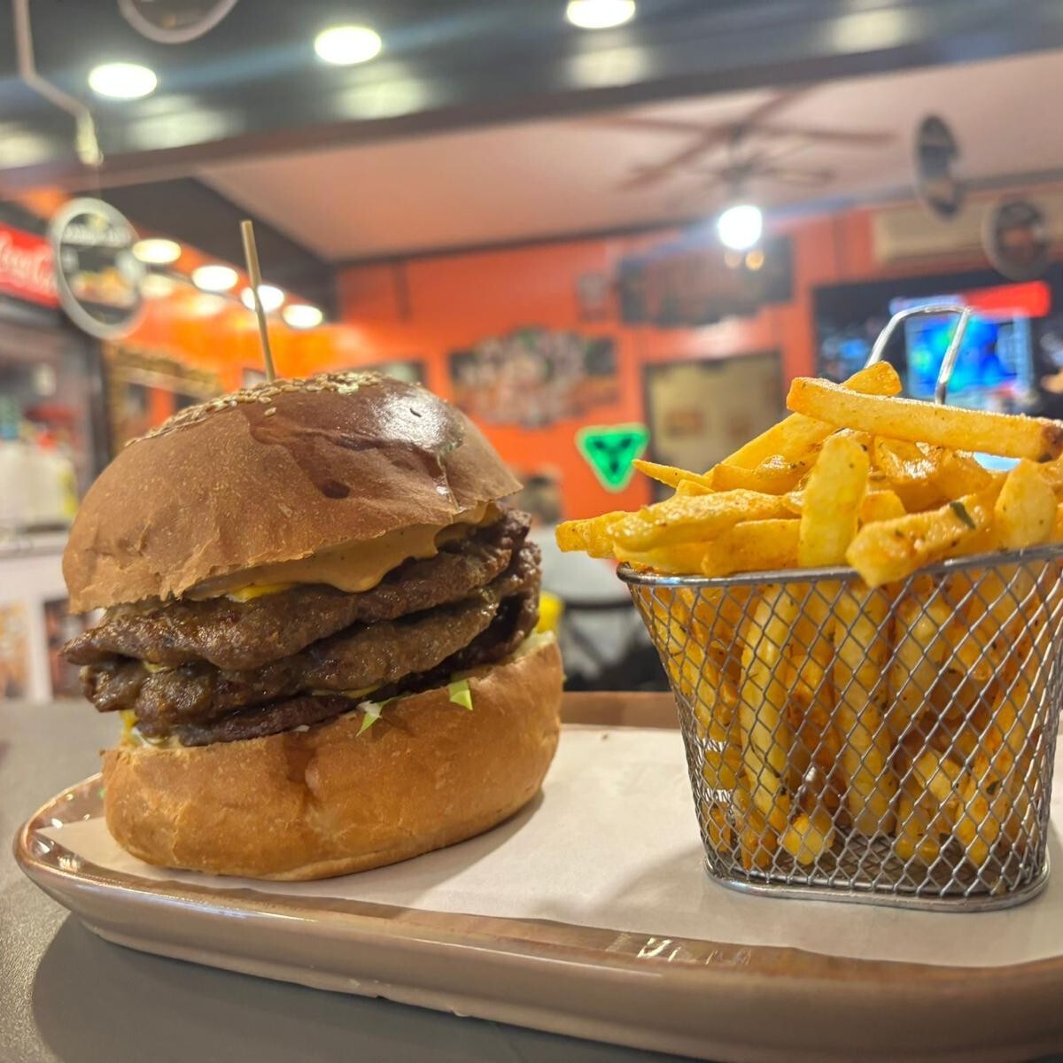 Double Hamburger+Baharatlı Patates