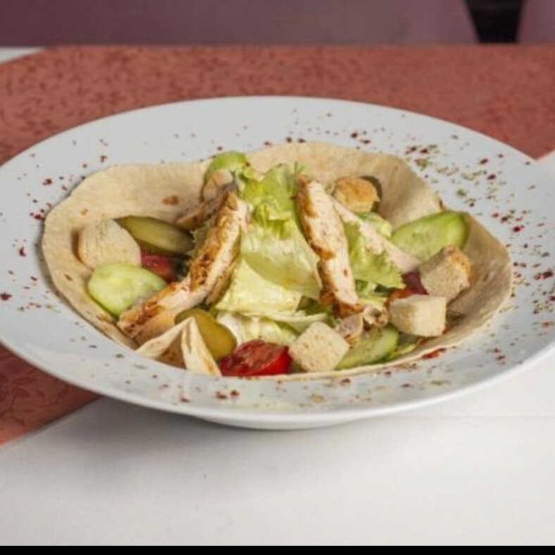 Tavuklu Sezar Salata