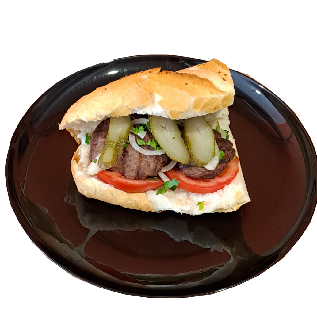 Yarım Ekmek Köfte + Patates, kızartması + Ayran