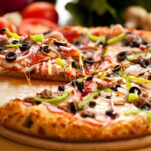 Gurme Pizza (Orta) VIP Live Sos Salamlı Sucuklu Hatta Biberli Pizzacı Pizza