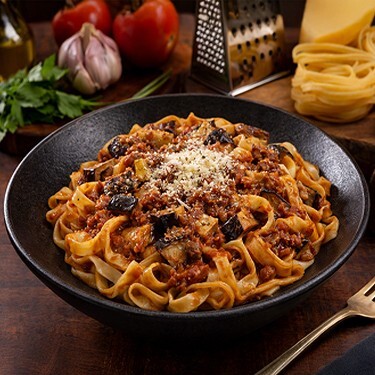 Közlenmiş Patlıcan Soslu (Günlük Taze Makarna Fettuccine)