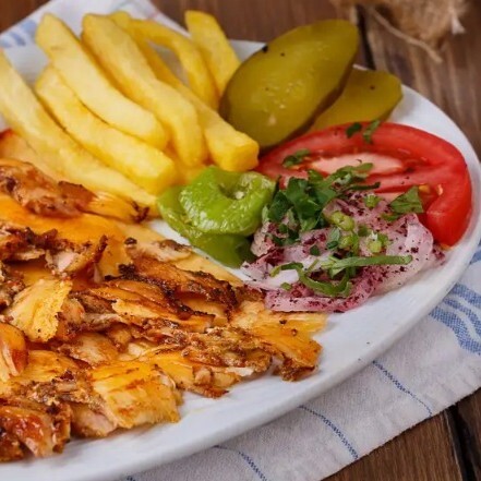 1,5 Porsiyon Pilav Üstü Döner