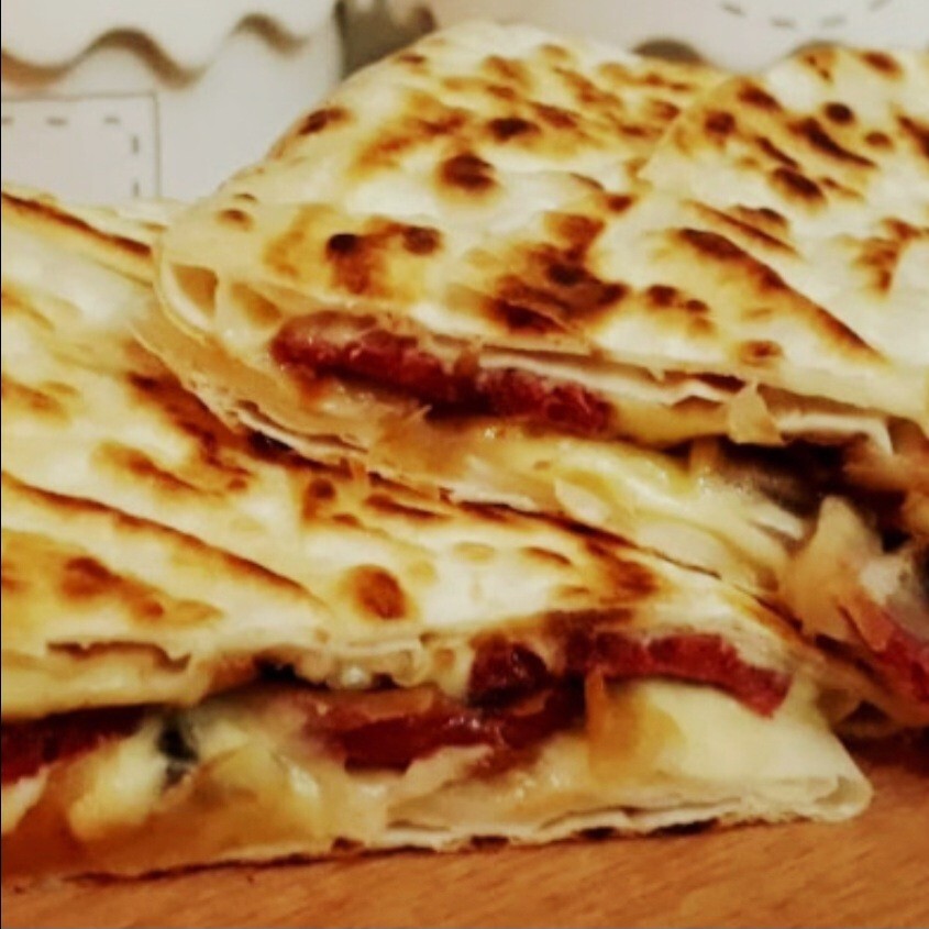 Sucuklu Gözleme