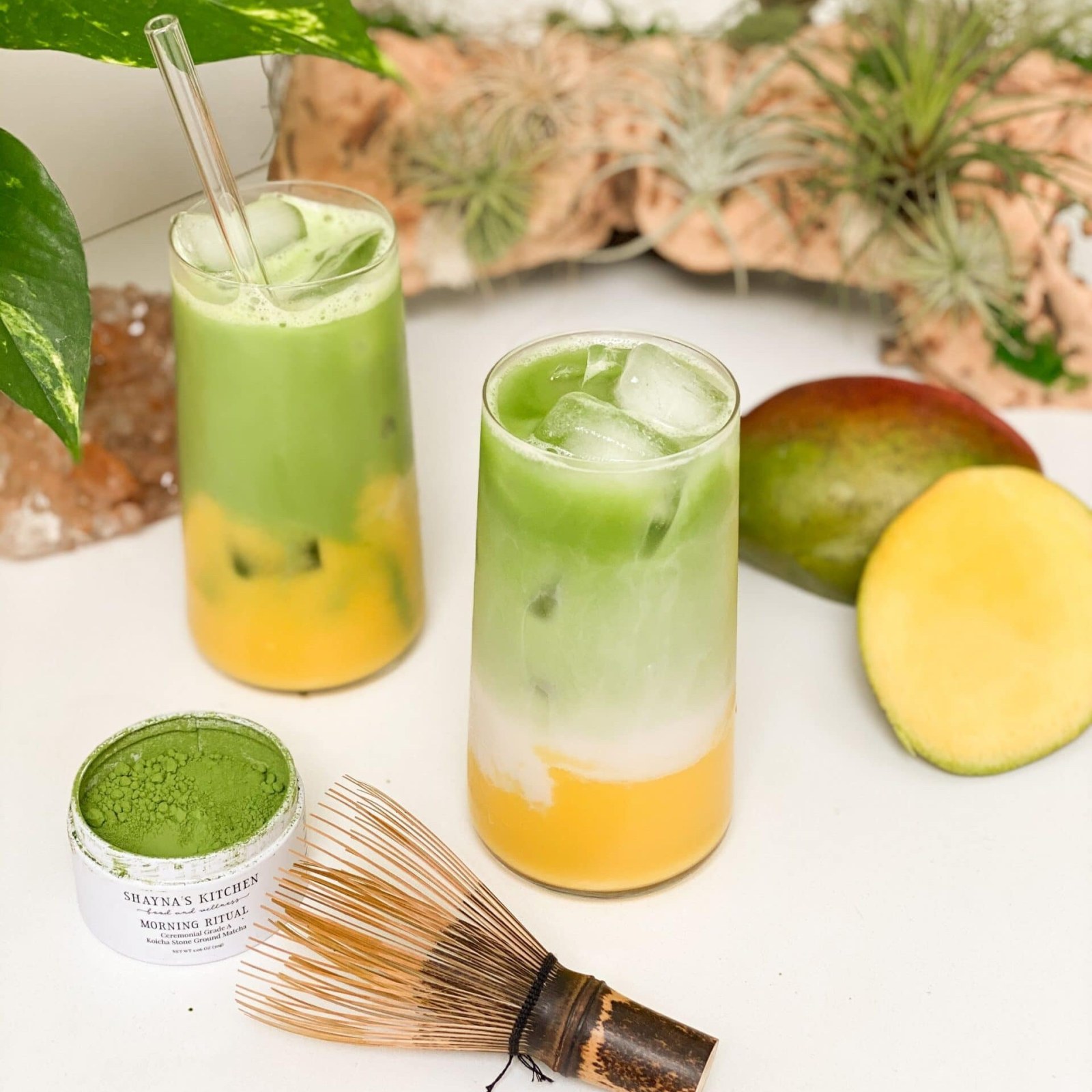 Ice Mango Matcha Latte