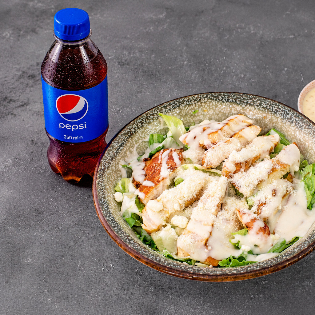 Pepsi'li Sezar Salata Menü