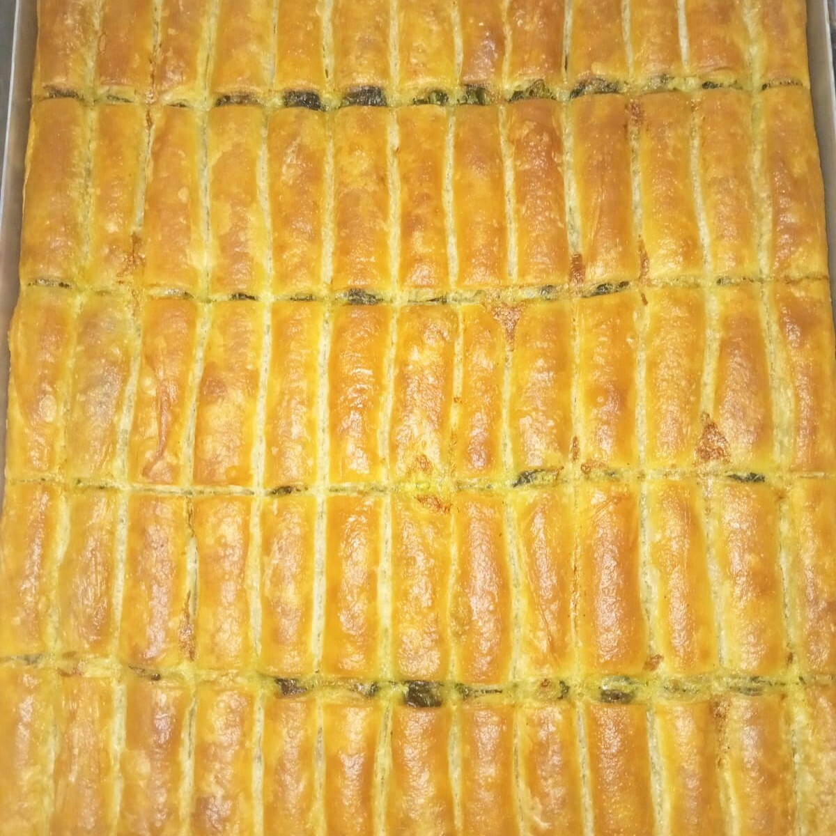 Ispanaklı Tepsi Boşnak Böreği 1 porsiyon