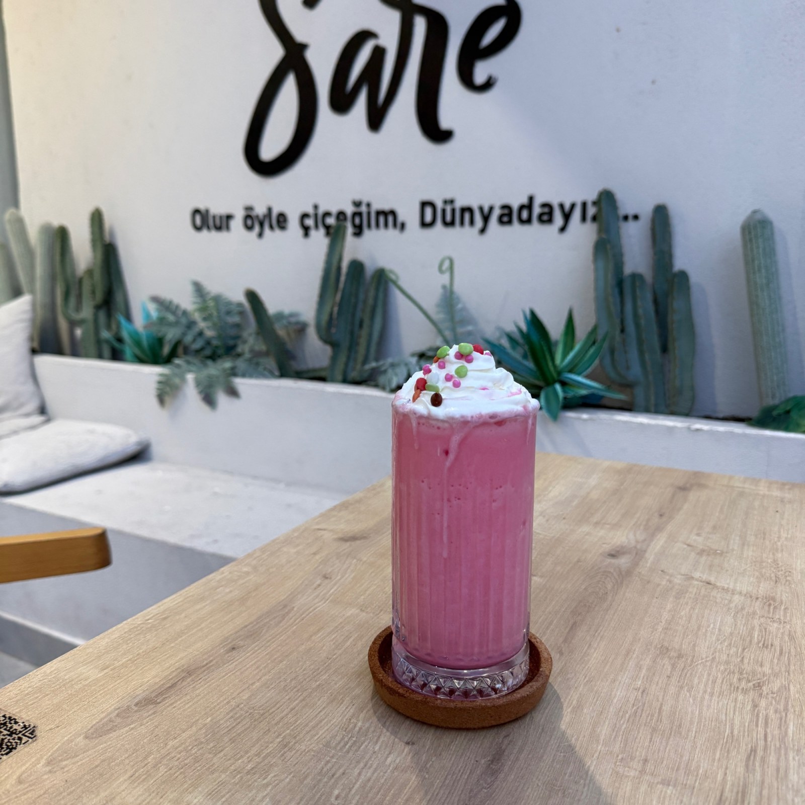 Çilekli Milkshake