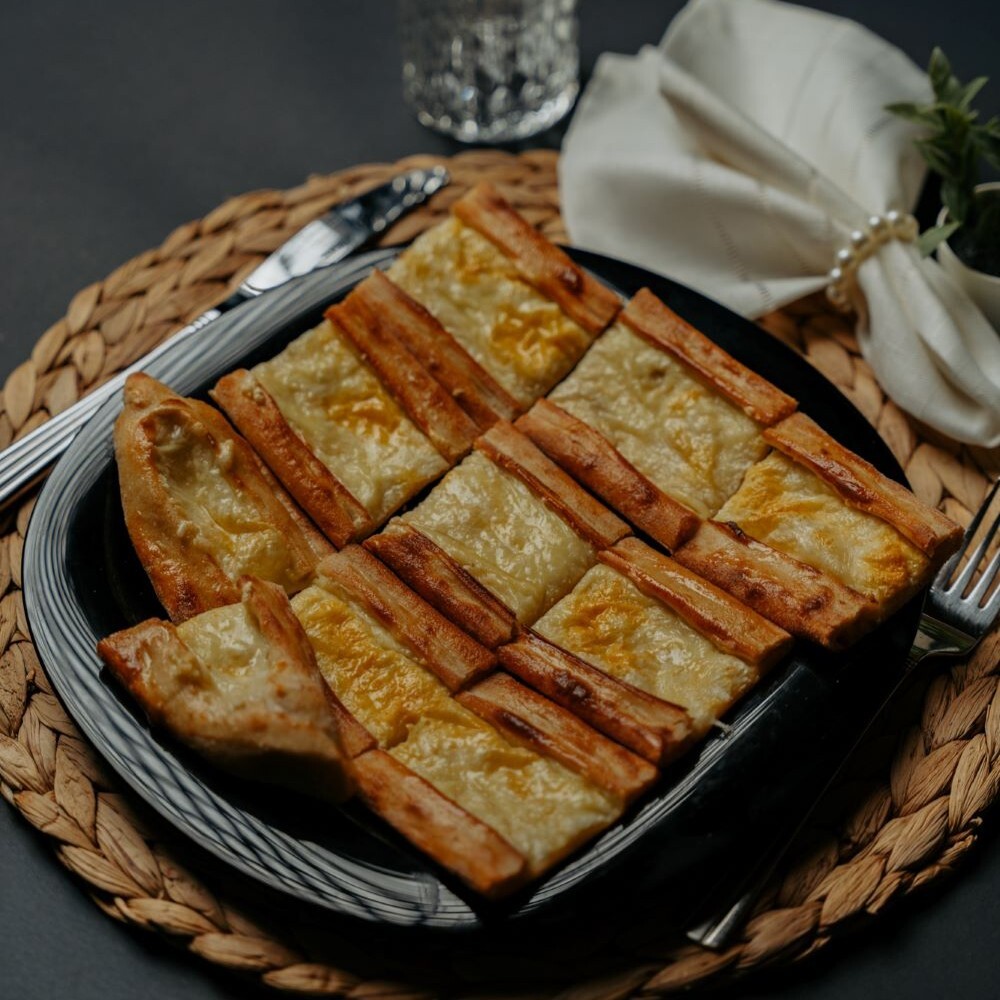 Kaşarlı Pide