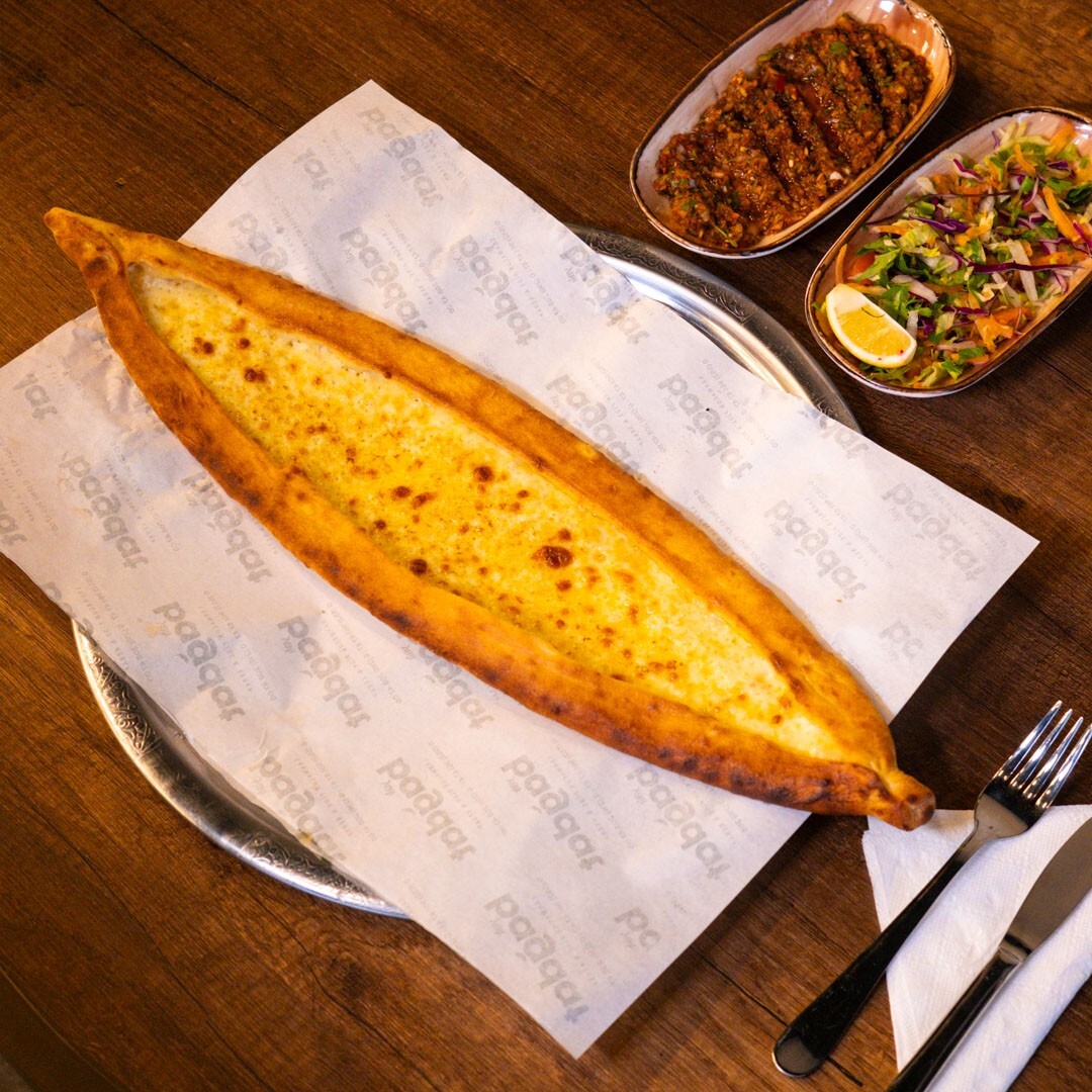 Kaşarlı Pide