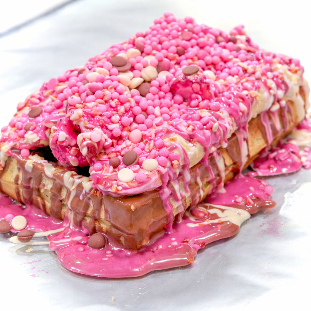 Frambuazlı Bowl Waffle (Büyük Hamur)