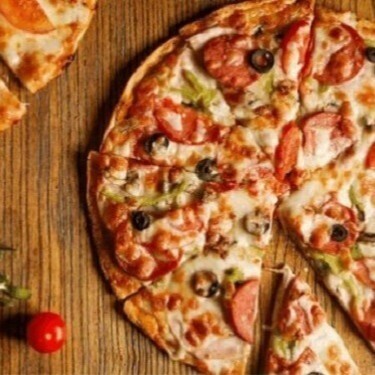 Favori Pizza Şöleni VIP Line Sos Sucuklum Mantarlım Gurme Pizza ( Büyük Boy )
