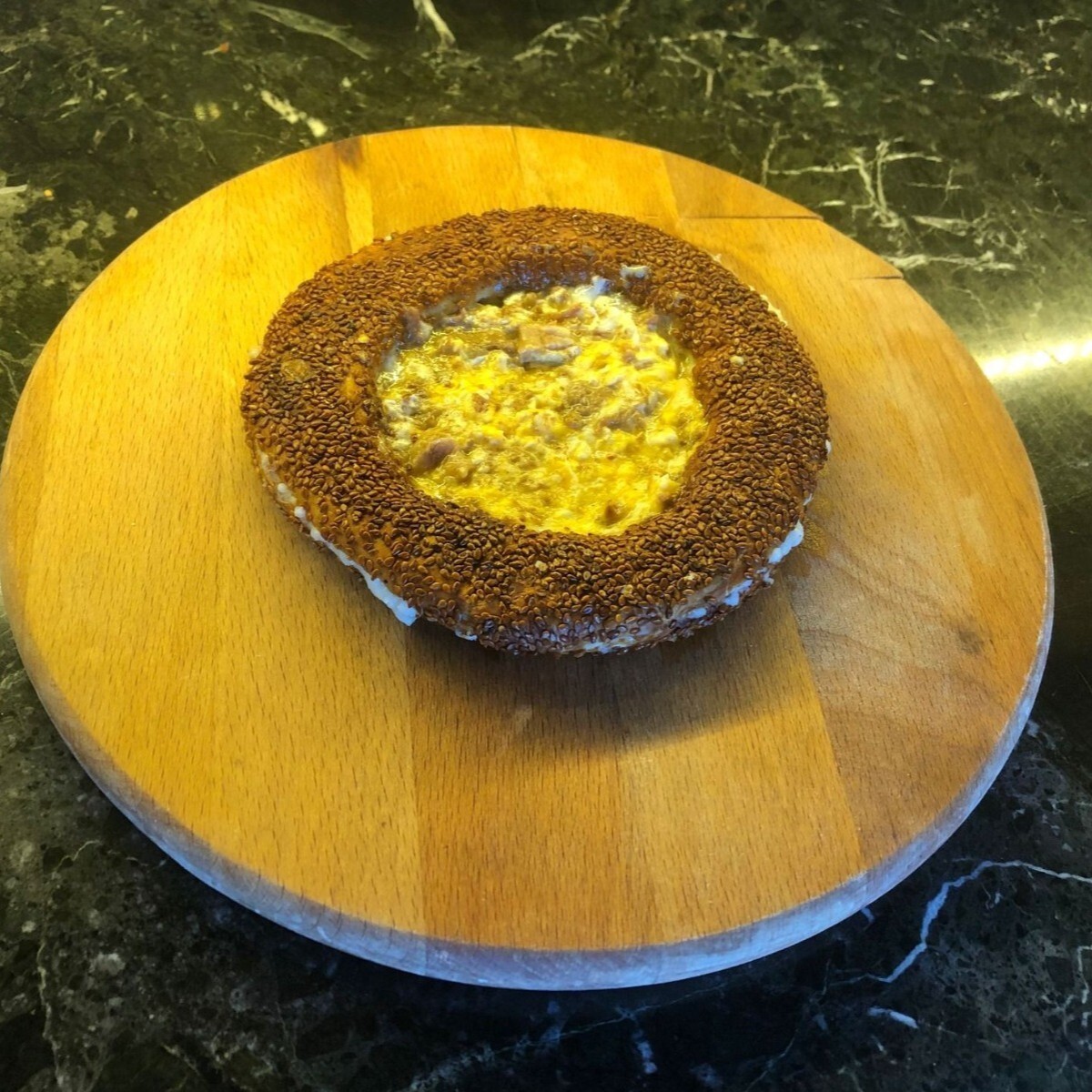 Kavurmalı Atom Simit