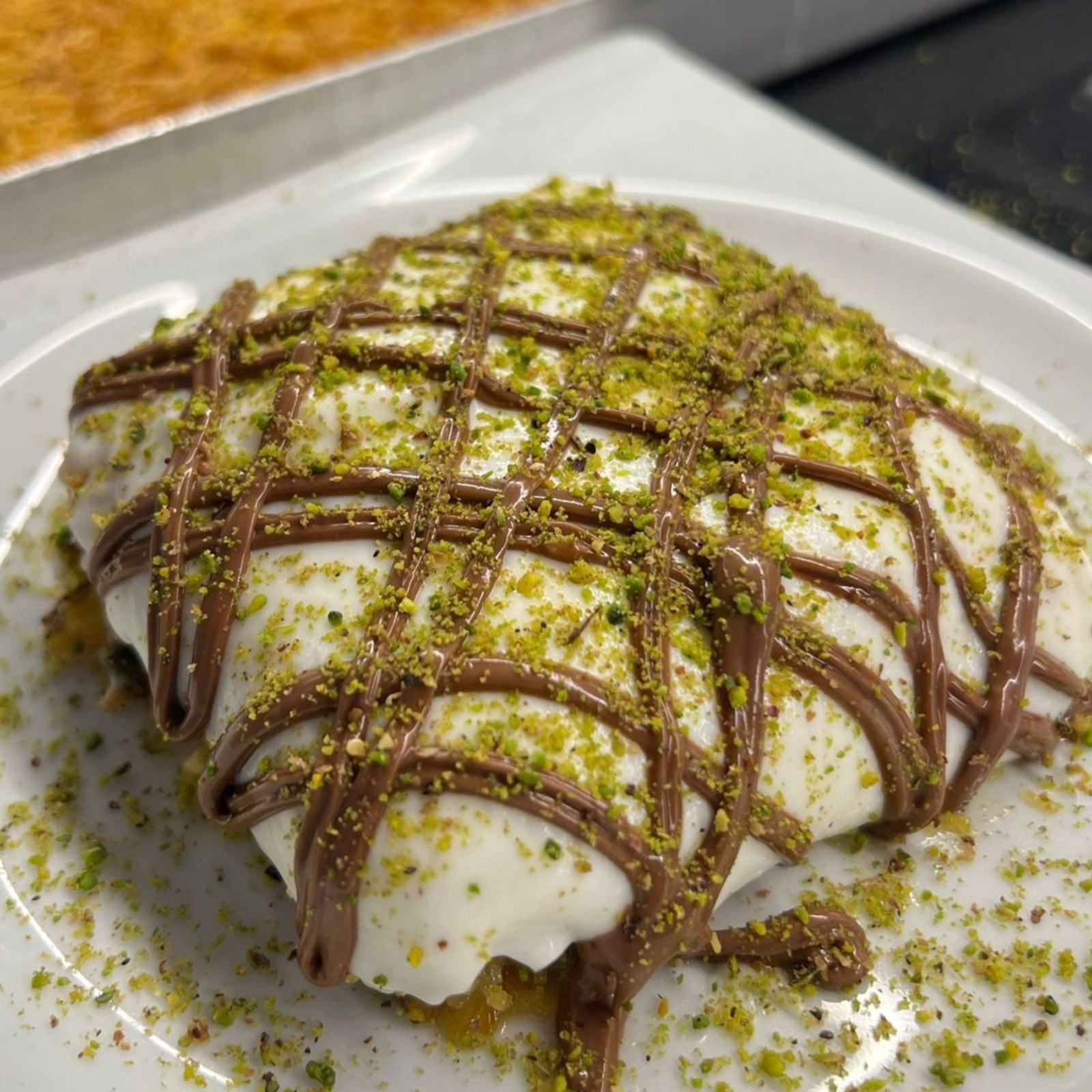 Çikolatalı Cevizli Kaymaklı Kadayıf (650 gr)