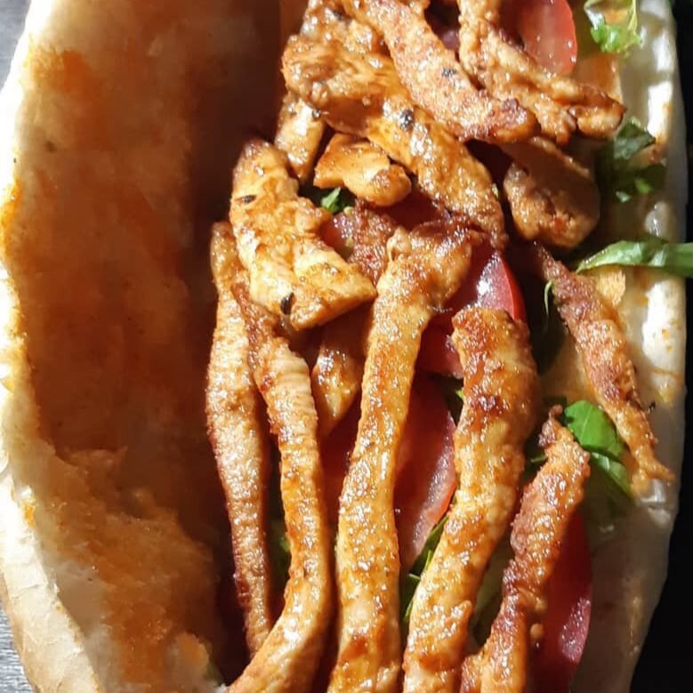 julyan kesilmiş soslu tavuk tüm ekmek